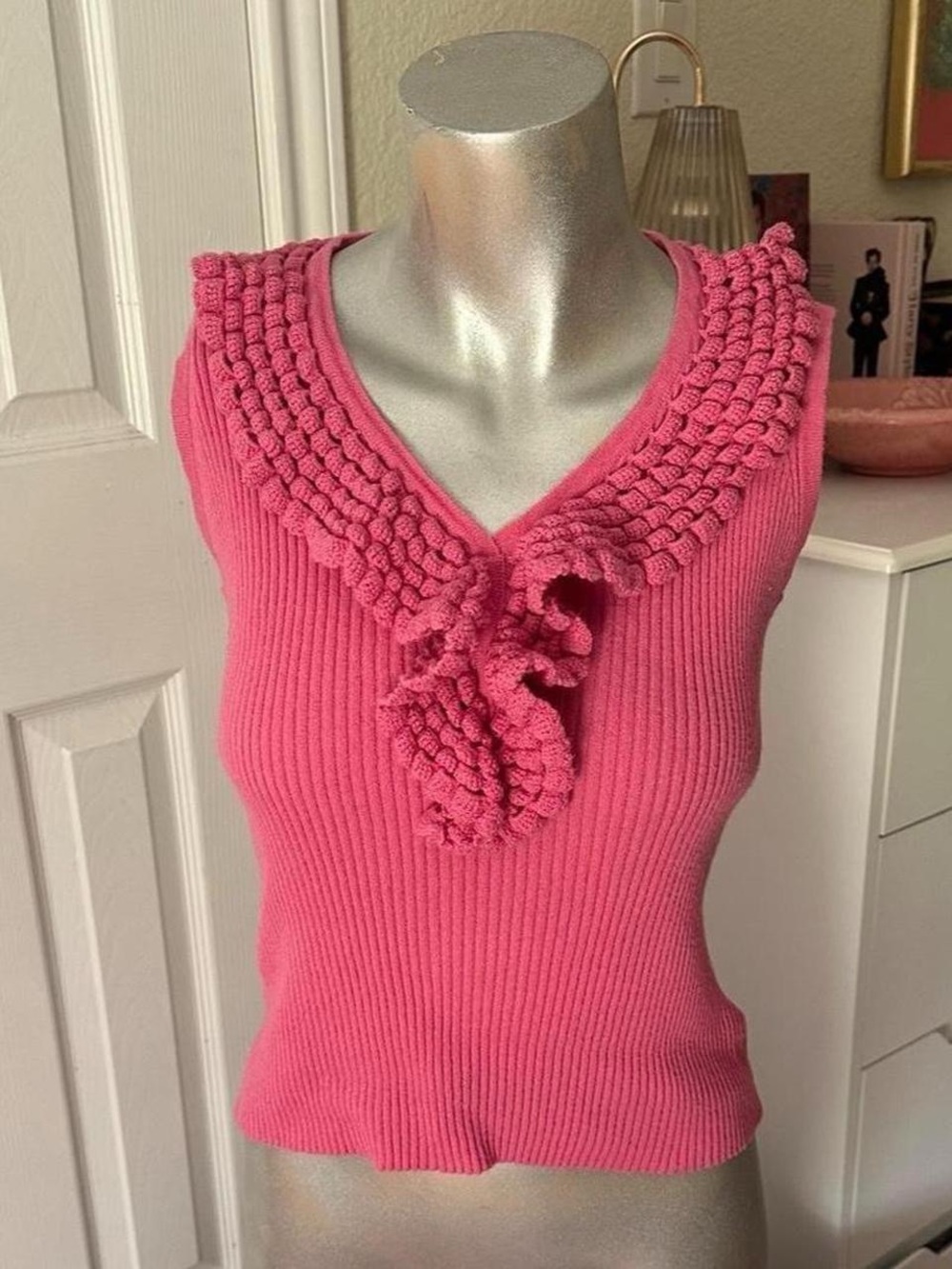 Vintage F.L. Malik 90s Pink Ribbed Ruffle Neckline Sleeveless Knit Top